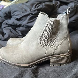 Maurices chelsea boots